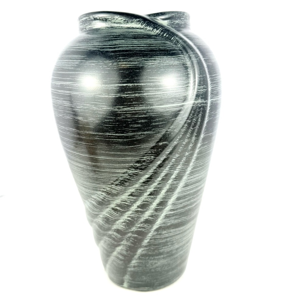 Vintage Royal Haeger Black & Pale Green Petal Vase 10” Art Deco French Country